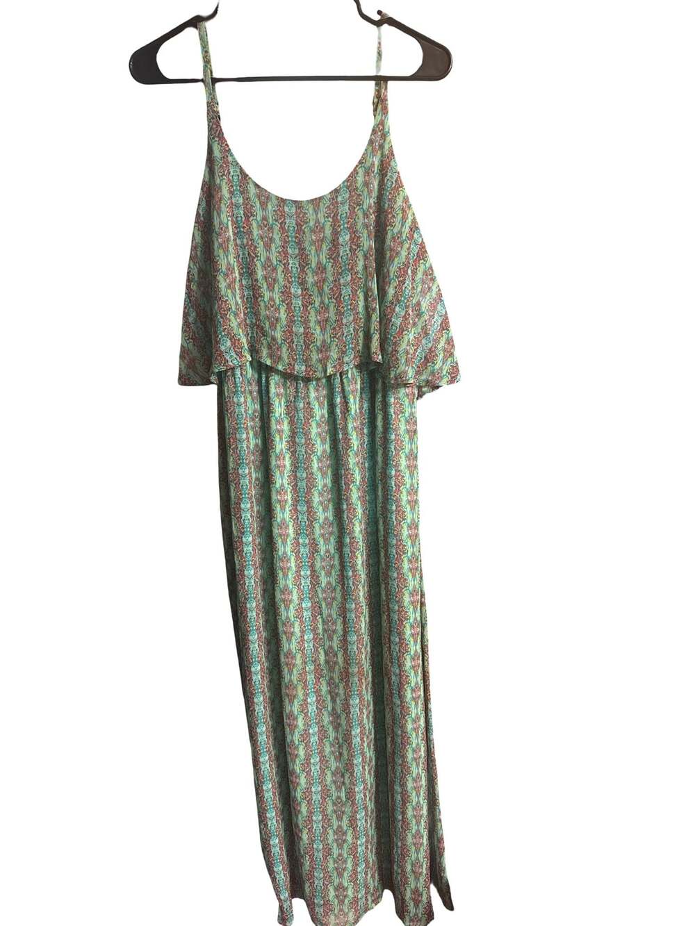 Urban Love Spaghetti Strap Flowy Maxi Dress with Geometric Print